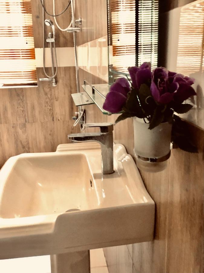 Gleam Nest Hotell Ella Eksteriør bilde